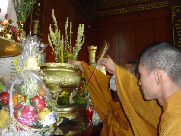 Hóc Môn: Mùa Phật Đản nhớ về các anh hùng chiến sĩ vị quốc vong thân
