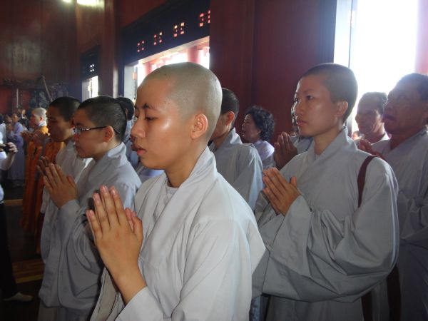 Hóc Môn: Mùa Phật Đản nhớ về các anh hùng chiến sĩ vị quốc vong thân