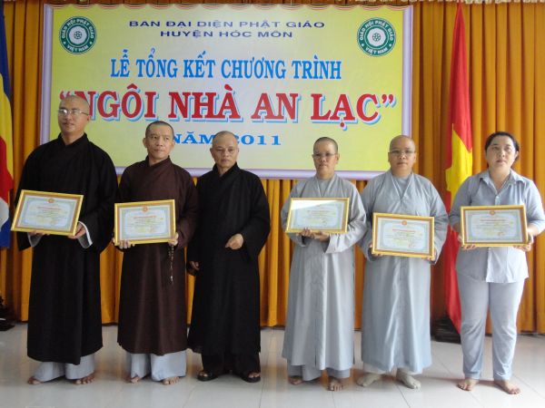 Hóc Môn: Mùa Phật Đản nhớ về các anh hùng chiến sĩ vị quốc vong thân