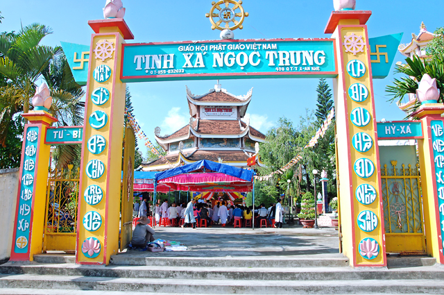 Tây Nguyên: Lễ Phật Đản và Kiết Giới An Cư tại Tịnh xá Ngọc Trung