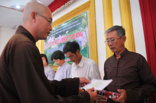 (ĐPNN) TP.HCM: Công bố kết quả và phát thưởng hội thi Giáo lý Phật giáo huyện Hóc Môn