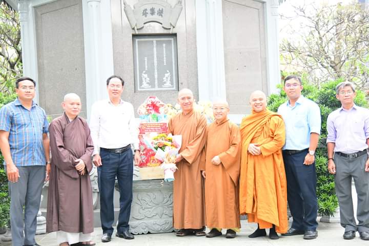 Uỷ ban MTTQVN TP.HCM thăm chúc tết Học viện Phật giáo Việt Nam tại TP.HCM và Viện Nghiên cứu Phật học Việt Nam