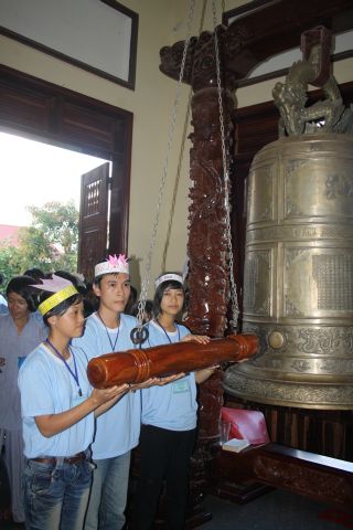 Chùm ảnh khóa tu mùa hè chùa Liên Trì: Sôi nổi cuộc thi “Rung Chuông Chùa”