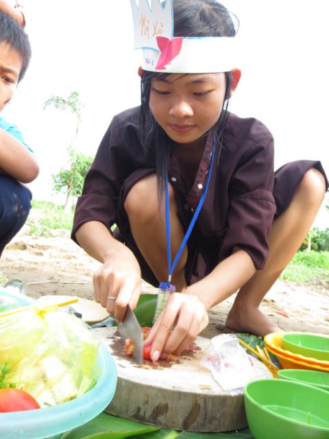 Long An: Chùm ảnh nốt cảm xúc thăng trầm khó tả của khóa tu mùa hè tại chùa Khánh Ninh ngày thứ 2