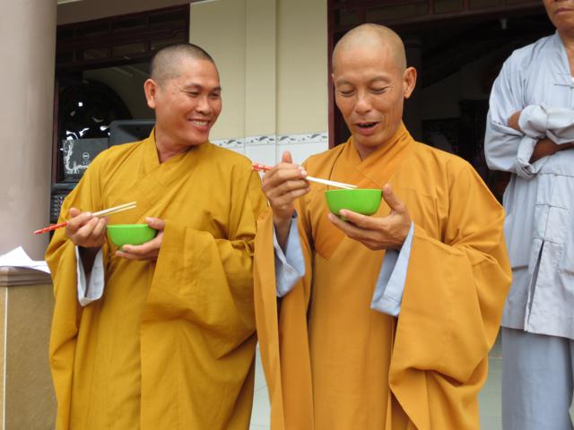 Long An: Chùm ảnh nốt cảm xúc thăng trầm khó tả của khóa tu mùa hè tại chùa Khánh Ninh ngày thứ 2