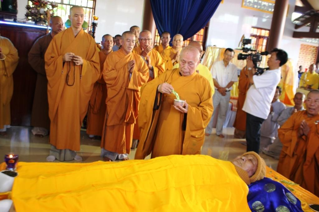 Đồng Tháp: Nhập Kim Quang HT. Thích Viên Minh