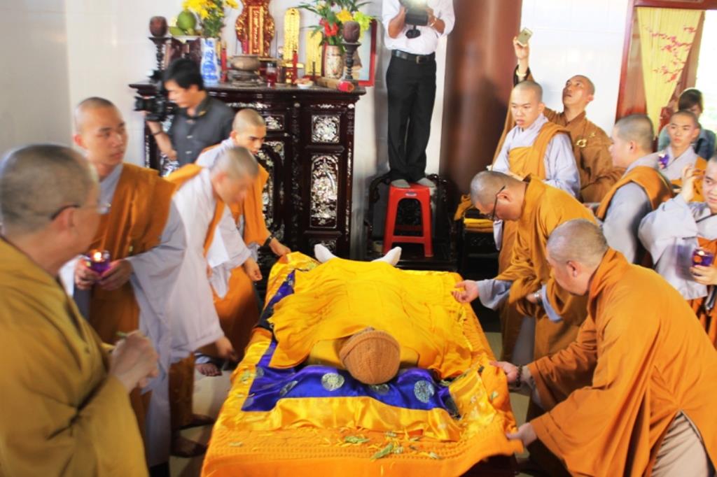 Đồng Tháp: Nhập Kim Quang HT. Thích Viên Minh