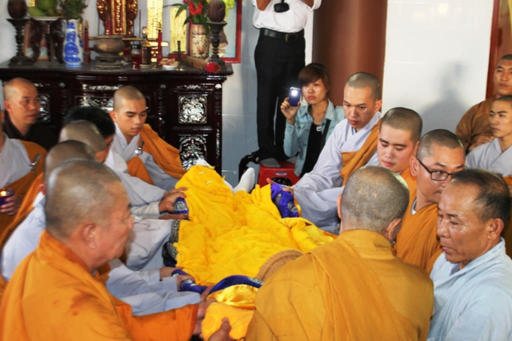 Đồng Tháp: Nhập Kim Quang HT. Thích Viên Minh