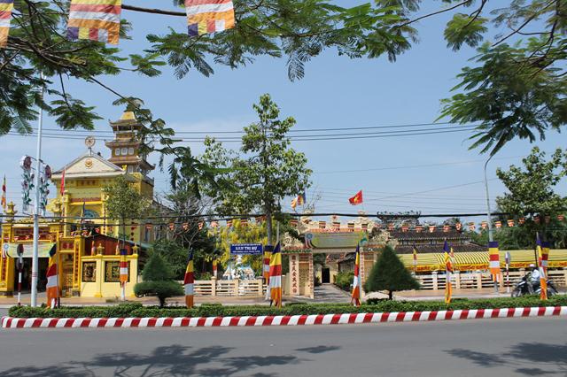 Đồng tháp: Công Tác Chuẩn Bị Cung Nghinh Tôn Tượng HT. Thích Trí Tịnh