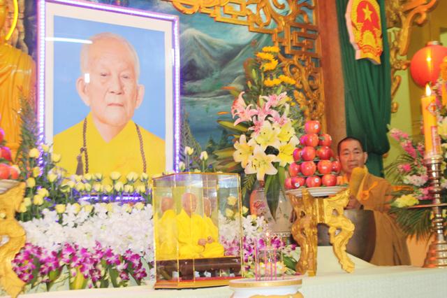 Đồng Tháp: Cung Nghinh Tôn Tượng Cố HT. Thích Trí Tịnh