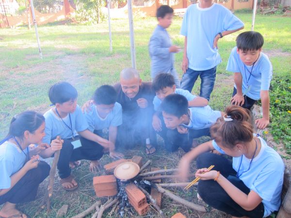 Đắk Lắk: Hào hứng, sôi nổi, bất ngờ, thú vị - khóa tu Thiện Tài Đồng Tử ngày thứ 2