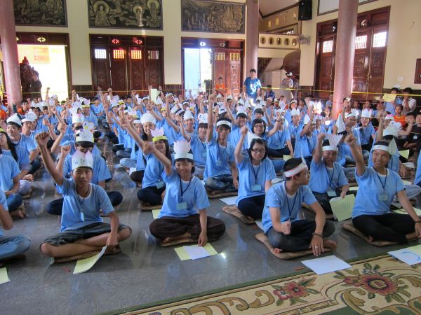 Chùm ảnh khóa tu mùa hè chùa Liên Trì: Sôi nổi cuộc thi “Rung Chuông Chùa”