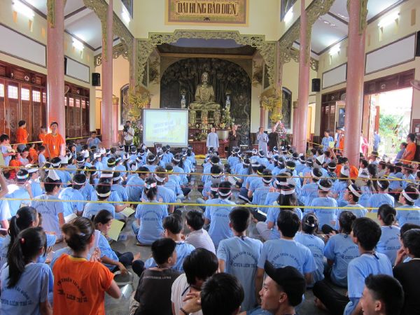 Chùm ảnh khóa tu mùa hè chùa Liên Trì: Sôi nổi cuộc thi “Rung Chuông Chùa”