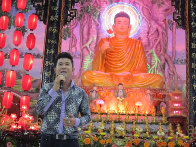Long An: Đêm văn nghệ mừng Phật đản với chủ đề &quot;ngày vui nhân loại&quot; tại chùa Khánh Ninh