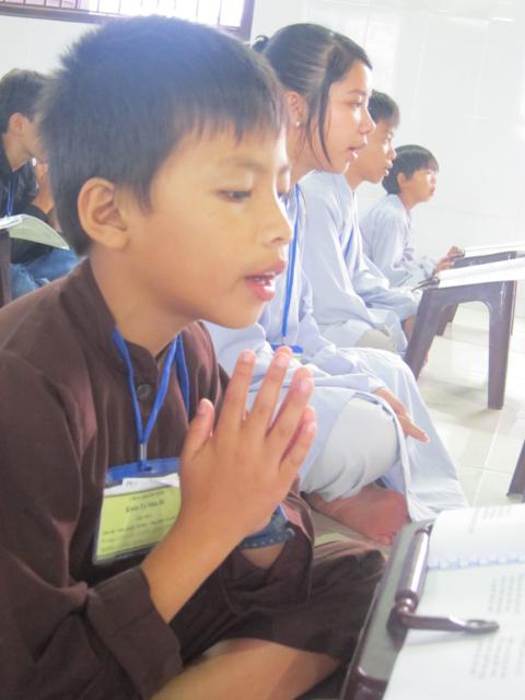 Long An: Chùm ảnh nốt cảm xúc thăng trầm khó tả của khóa tu mùa hè tại chùa Khánh Ninh ngày thứ 2