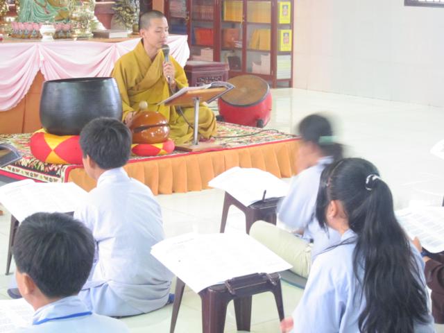 Long An: Chùm ảnh nốt cảm xúc thăng trầm khó tả của khóa tu mùa hè tại chùa Khánh Ninh ngày thứ 2