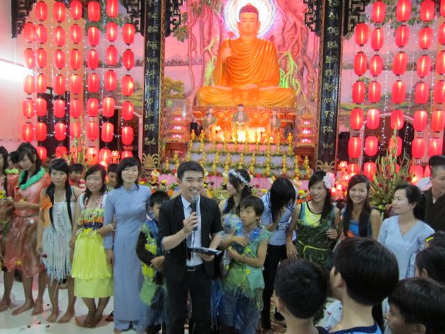 Long An: Đêm văn nghệ mừng Phật đản với chủ đề &quot;ngày vui nhân loại&quot; tại chùa Khánh Ninh