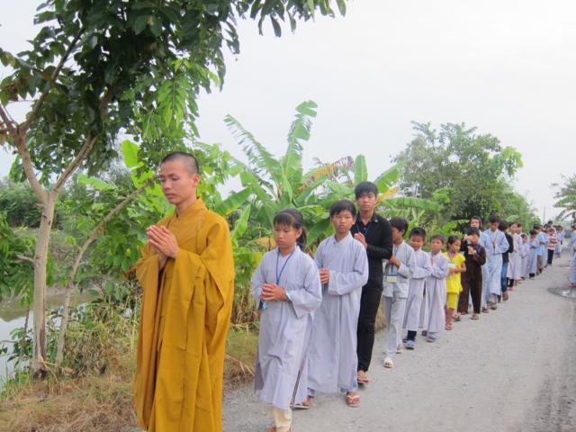 Long An: Chùm ảnh nốt cảm xúc thăng trầm khó tả của khóa tu mùa hè tại chùa Khánh Ninh ngày thứ 2
