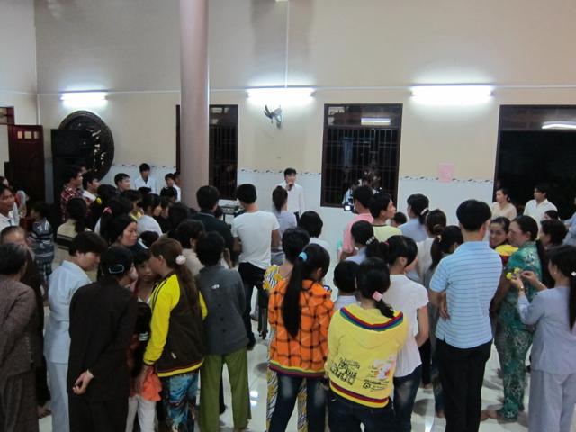 Long An: Đêm văn nghệ mừng Phật đản với chủ đề &quot;ngày vui nhân loại&quot; tại chùa Khánh Ninh