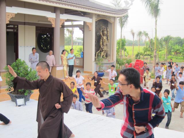 Long An: Chùm ảnh nốt cảm xúc thăng trầm khó tả của khóa tu mùa hè tại chùa Khánh Ninh ngày thứ 2