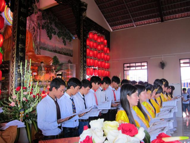 Long An: Lễ tắm kim thân Phật Tổ sơ sinh tại chùa Khánh Ninh
