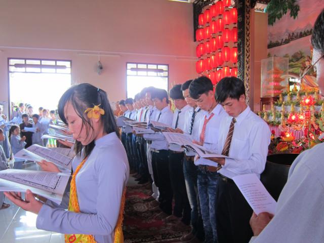 Long An: Lễ tắm kim thân Phật Tổ sơ sinh tại chùa Khánh Ninh