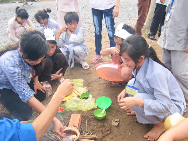 Long An: Chùm ảnh nốt cảm xúc thăng trầm khó tả của khóa tu mùa hè tại chùa Khánh Ninh ngày thứ 2