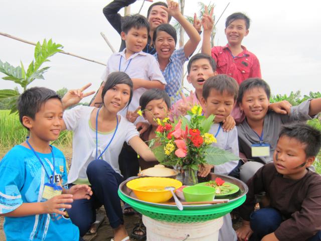 Long An: Chùm ảnh nốt cảm xúc thăng trầm khó tả của khóa tu mùa hè tại chùa Khánh Ninh ngày thứ 2