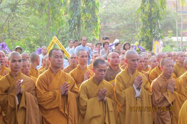 Vĩnh Long: Xúc động chùm ảnh lễ tiễn đưa HT. Thích Đắc Pháp về cõi Phật