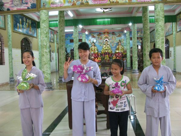 Hóc Môn: Chùa Pháp Bửu mỡ lớp giáo lý dành cho các em thanh thiếu niên
