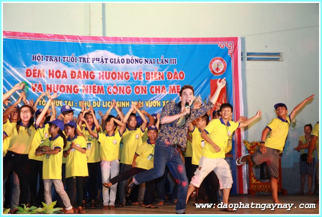 Đồng Nai:  Sôi động Đêm văn nghệ lửa trại tại hội trại tuổi trẻ PG.Lần III