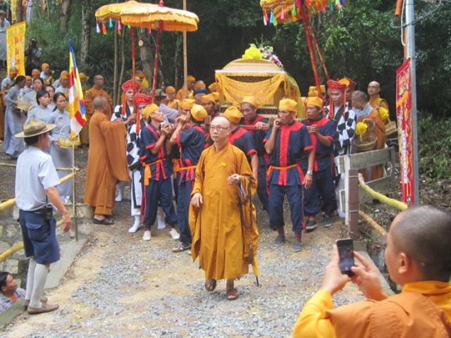 Lễ Tưởng niệm và cung tống Kim quang cố Đại lão HT. Thích Chí Tín