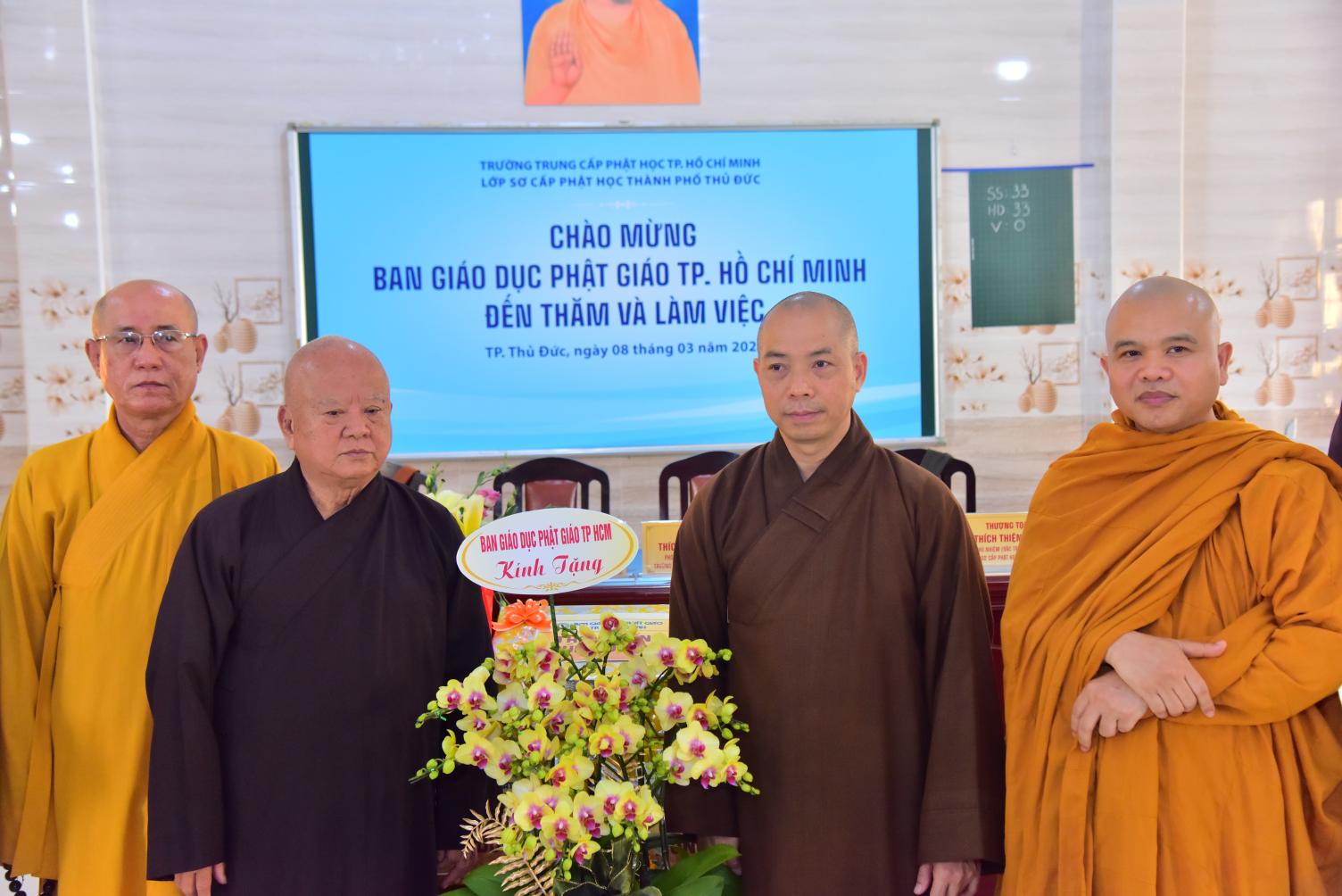 Ban Giáo dục Phật giáo TP. Hồ Chí Minh thăm, làm việc với Ban Trị sự, Ban Chủ nhiệm lớp sơ cấp Phật học TP. Thủ Đức, quận 8 và quận Tân Bình
