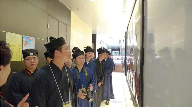 Hồng Kông : Giao lưu Phật giáo Lão giáo hòa hợp Tôn giáo