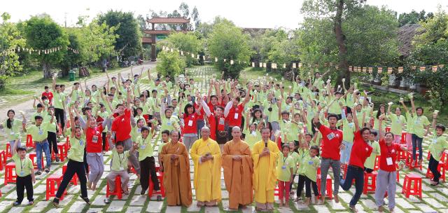 Đồng Tháp: Chùa Quê Hương khai mạc khóa tu mùa hè cho thanh thiếu niên Phật tử