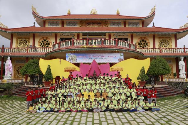 Đồng Tháp: Chùa Quê Hương khai mạc khóa tu mùa hè cho thanh thiếu niên Phật tử