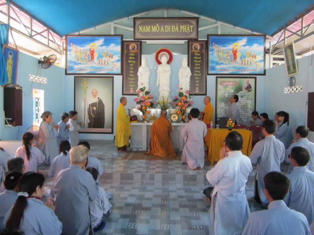 Chùa Minh Châu tổ chức khóa tu niệm Phật dành cho người khiếm thị