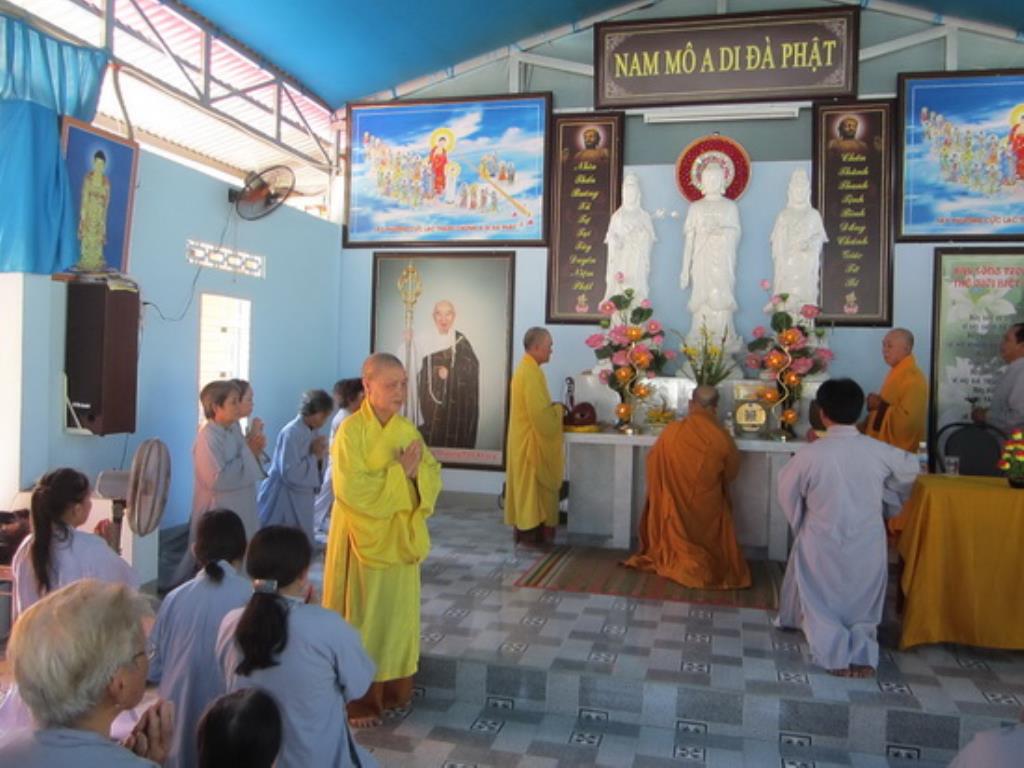 Chùa Minh Châu tổ chức khóa tu niệm Phật dành cho người khiếm thị