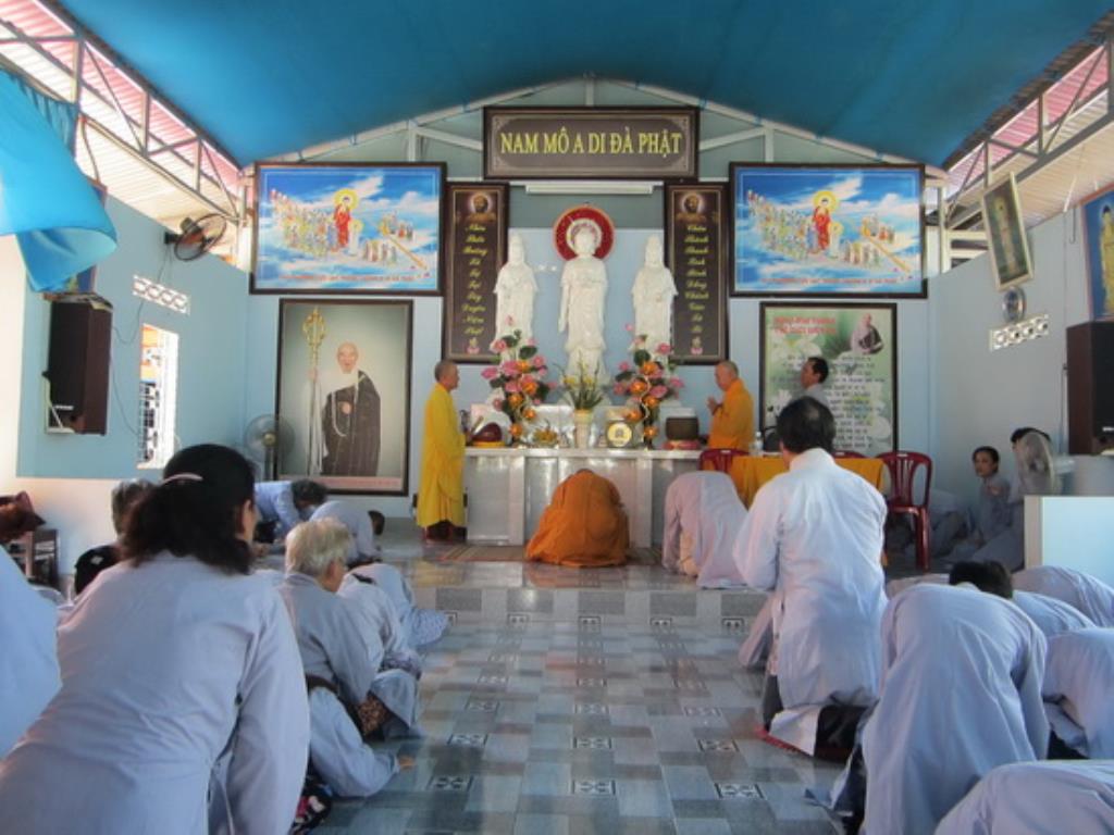 Chùa Minh Châu tổ chức khóa tu niệm Phật dành cho người khiếm thị