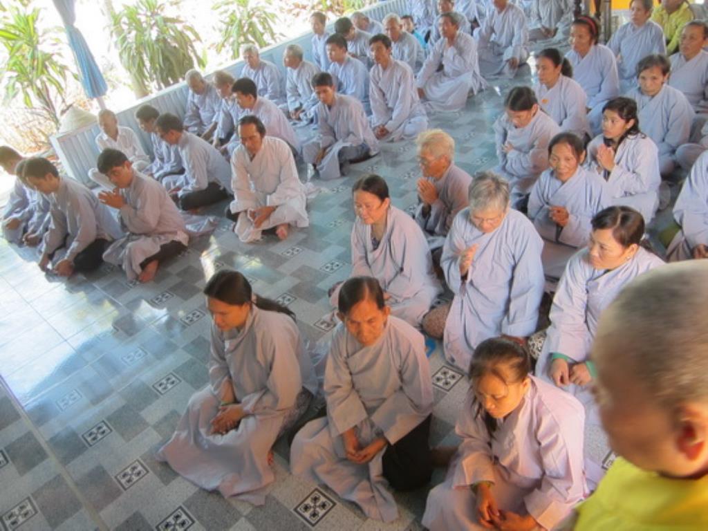 Chùa Minh Châu tổ chức khóa tu niệm Phật dành cho người khiếm thị