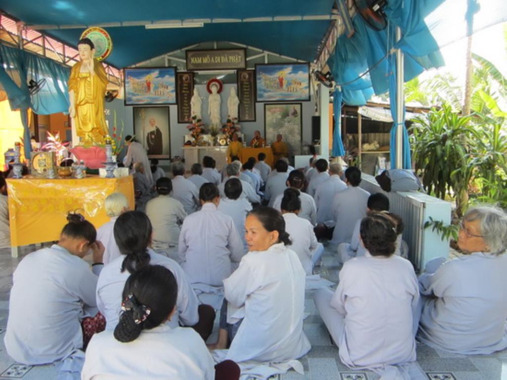 Chùa Minh Châu tổ chức khóa tu niệm Phật dành cho người khiếm thị