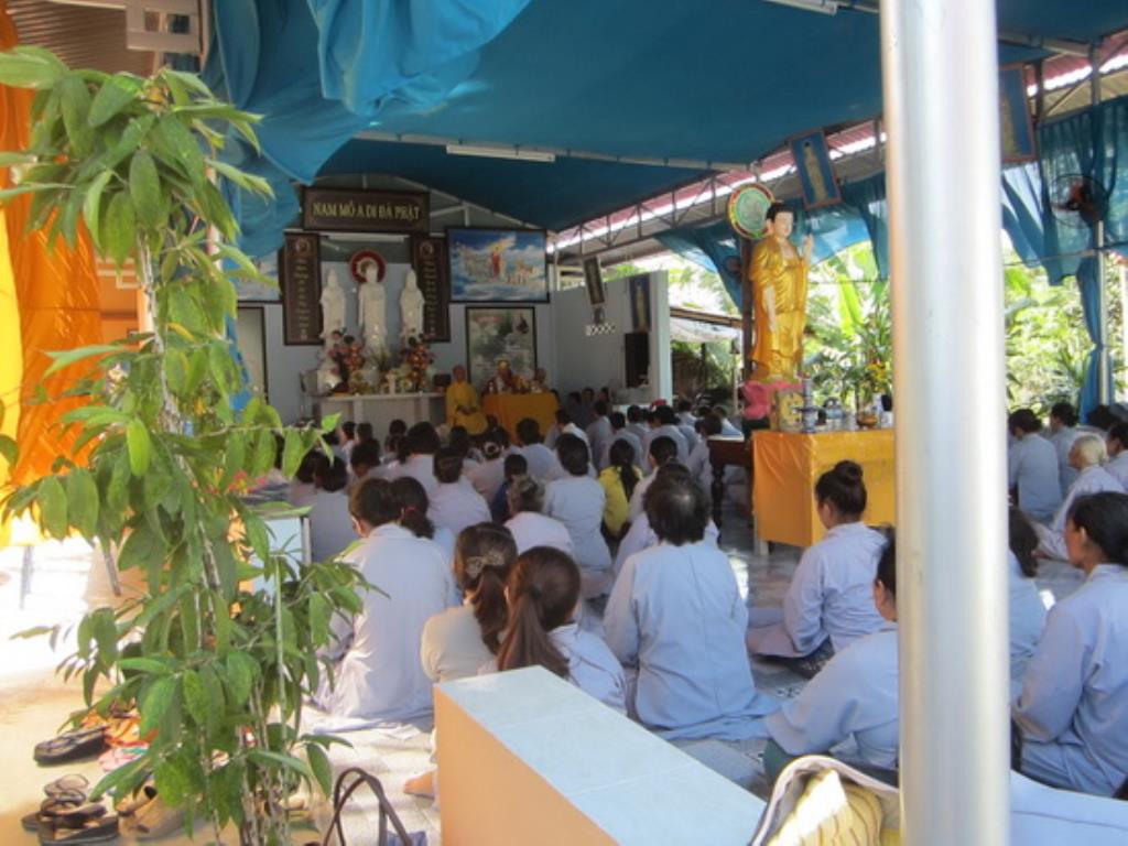 Chùa Minh Châu tổ chức khóa tu niệm Phật dành cho người khiếm thị