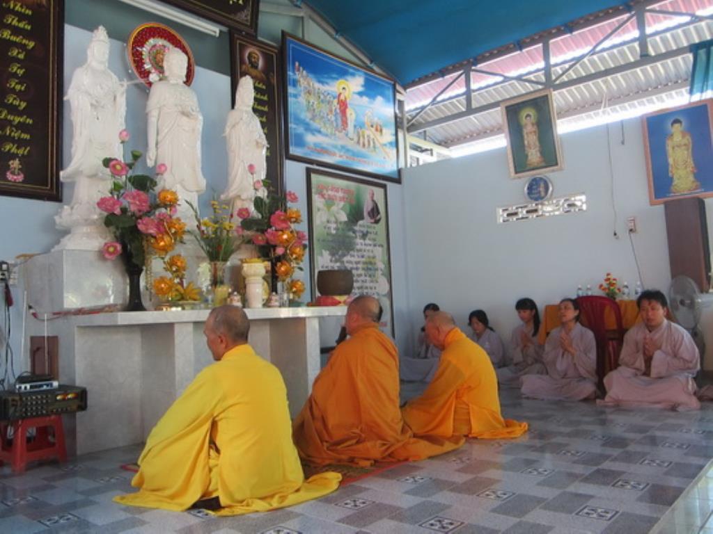 Chùa Minh Châu tổ chức khóa tu niệm Phật dành cho người khiếm thị