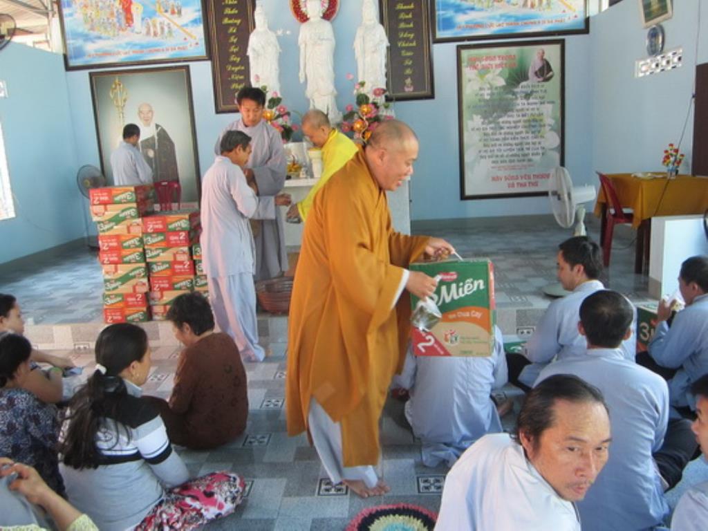 Chùa Minh Châu tổ chức khóa tu niệm Phật dành cho người khiếm thị