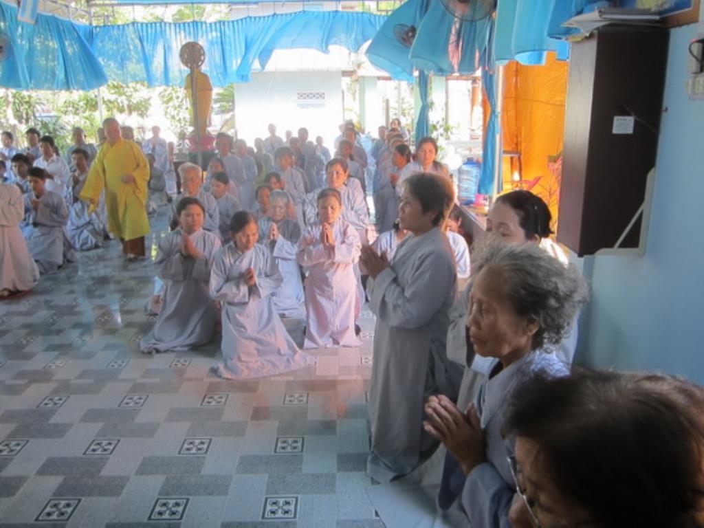 Chùa Minh Châu tổ chức khóa tu niệm Phật dành cho người khiếm thị