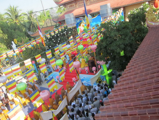 Khánh Hòa: Phật giáo thị xã Ninh Hòa trang nghiêm tổ chức Đại lễ Phật đản PL. 2559