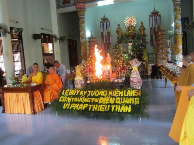 Chùa Đức Hòa: Lễ tưởng niệm tri ân Ni sư Thích nữ Diệu Quang vị pháp thiêu thân