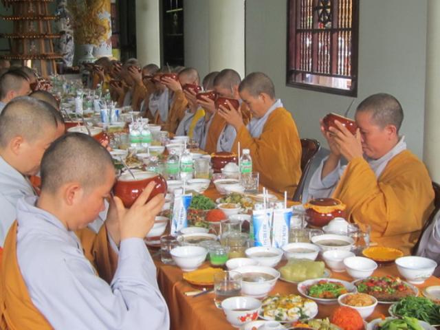 Chùa Đức Hòa: Lễ tưởng niệm tri ân Ni sư Thích nữ Diệu Quang vị pháp thiêu thân