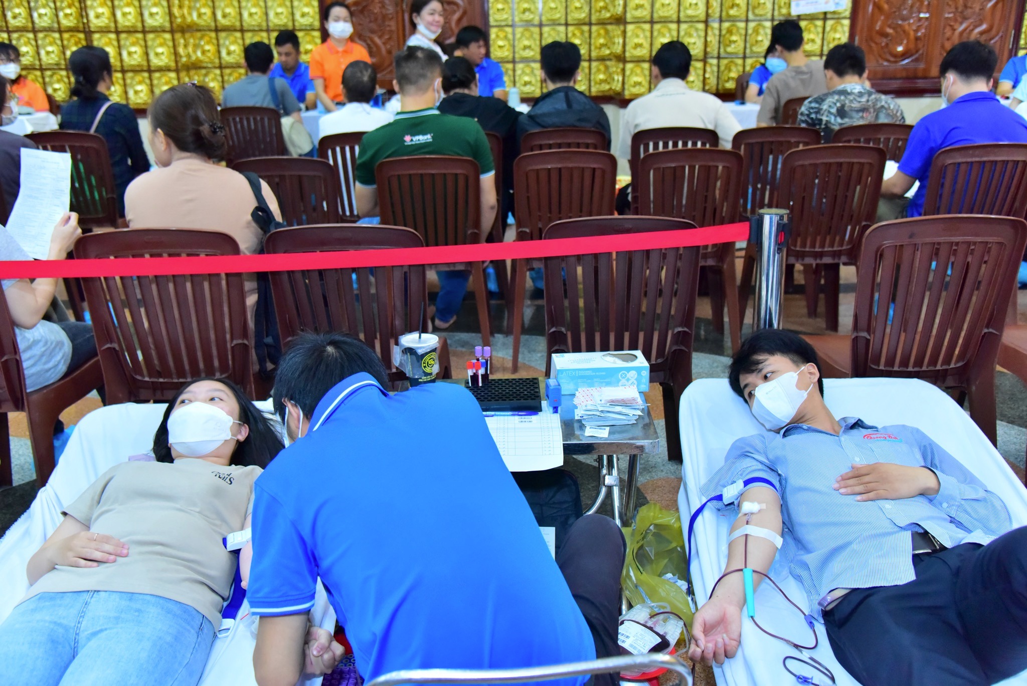 Hiến máu nhân đạo lần 78 hơn 350 tình nguyện viên góp giọt máu hồng cho xã hội