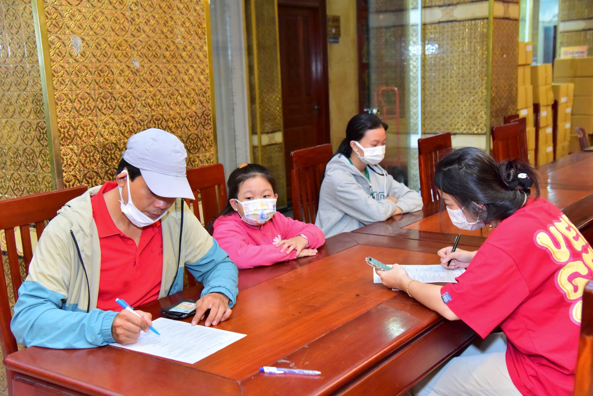 Hiến máu nhân đạo lần 78 hơn 350 tình nguyện viên góp giọt máu hồng cho xã hội
